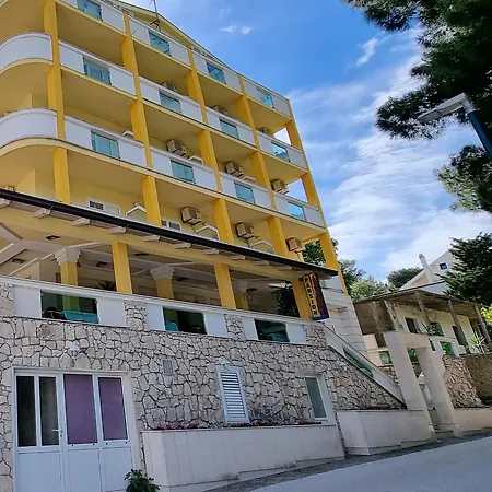 Vila Mario-2